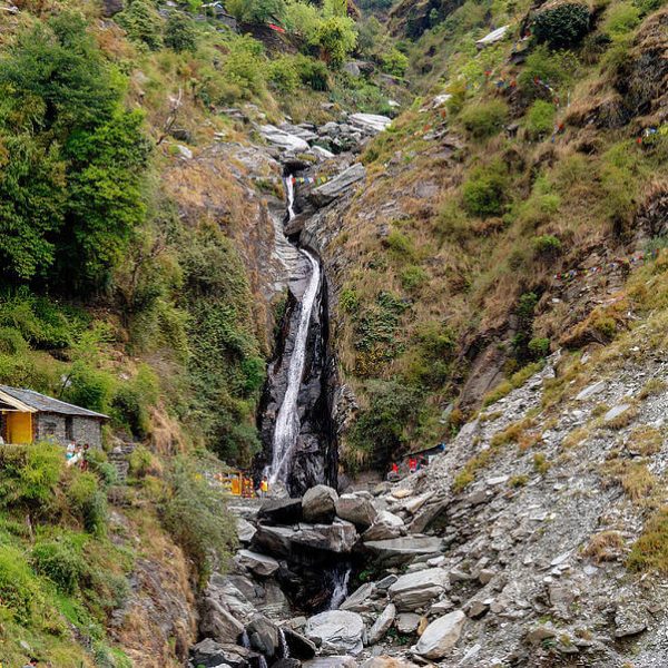 Bhagsu Waterfall, Mcleodganj