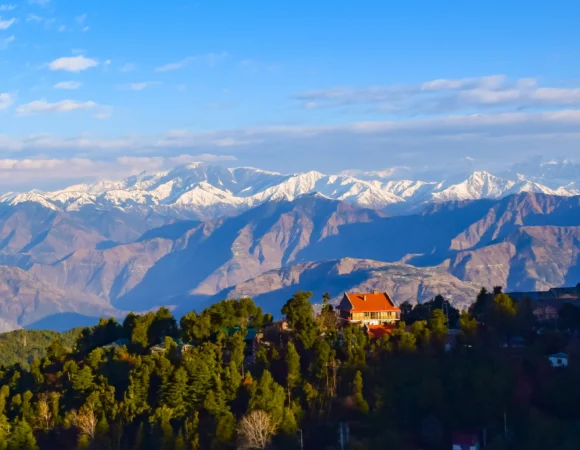 Indrahar Pass Trek: A Simple Path to the Mountains