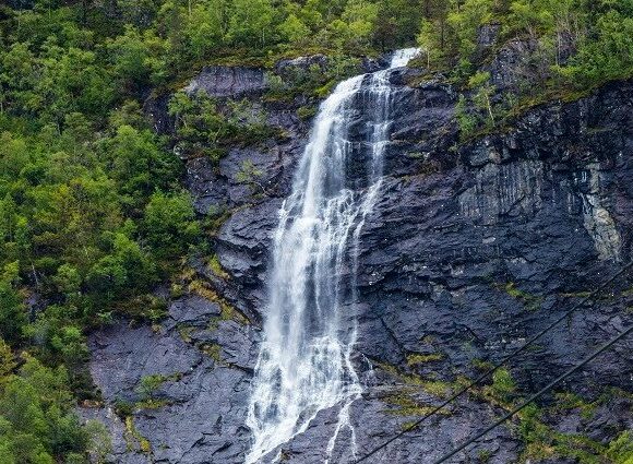Escape to Paradise: A Stay at Waterfall Hotel Thala
