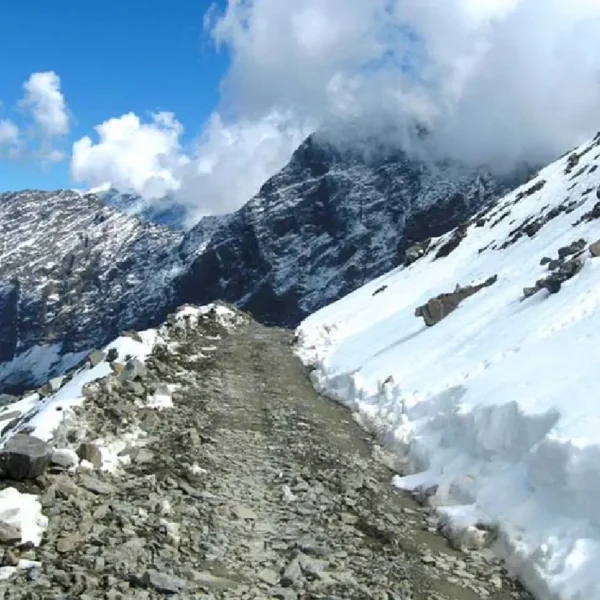 Saach Pass, Chamba