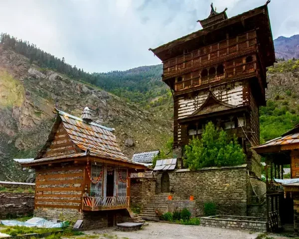 Kamru Fort — Complete Travel Guide